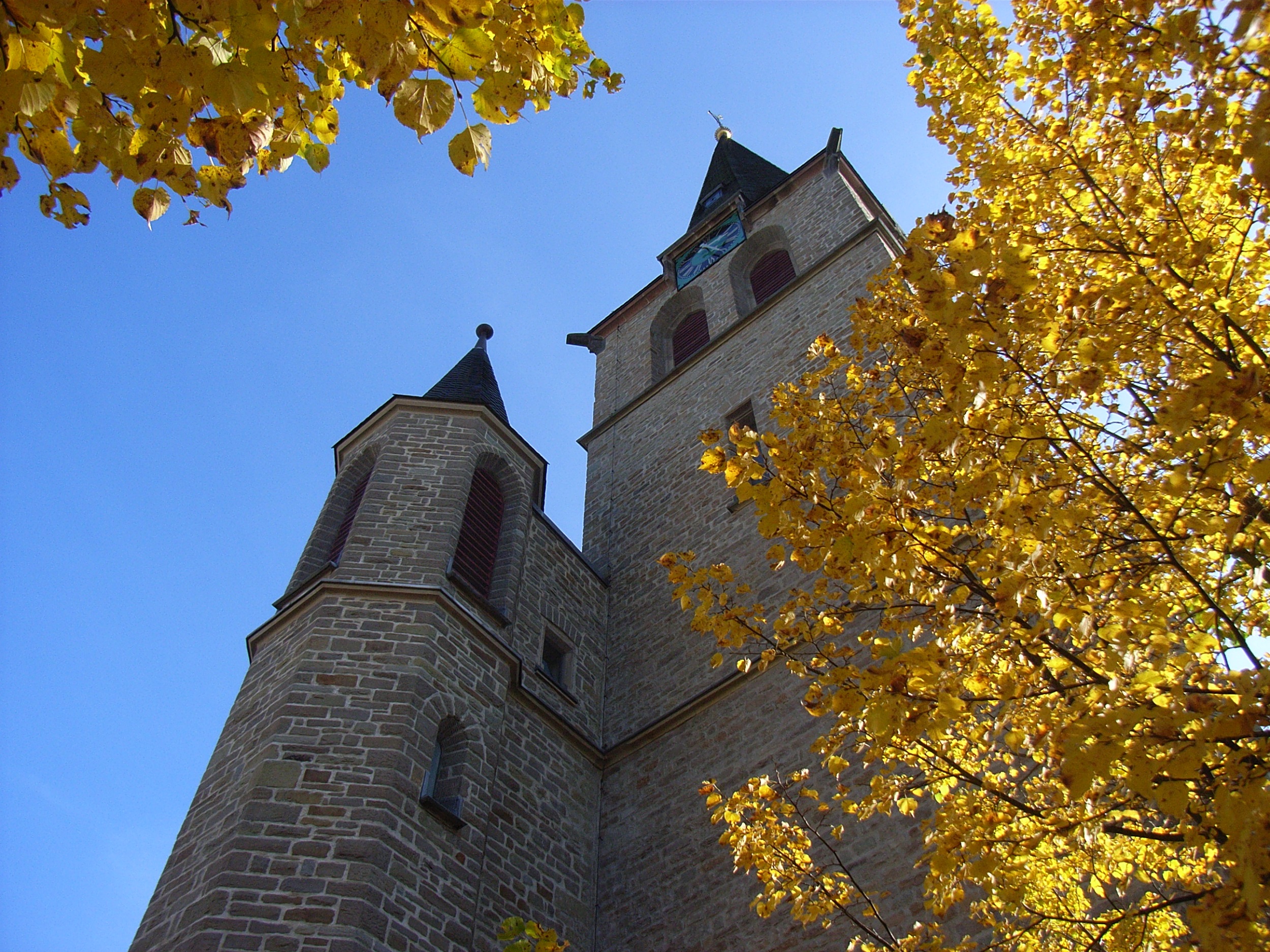 Kirchturm der katholischen Kirche Gummersbach